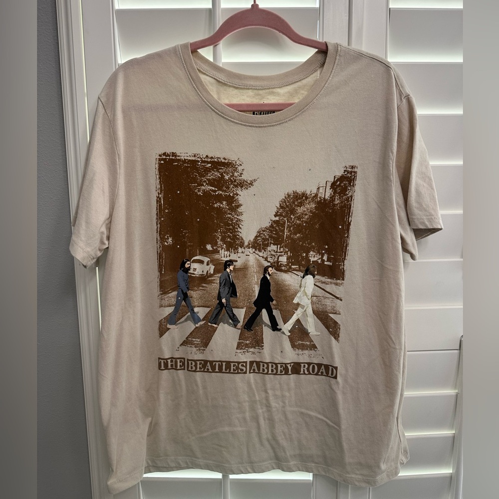 The Beatles Abbey Road Rhinestone Graphic Tee Hybrid Apparel Cream‎ Large L